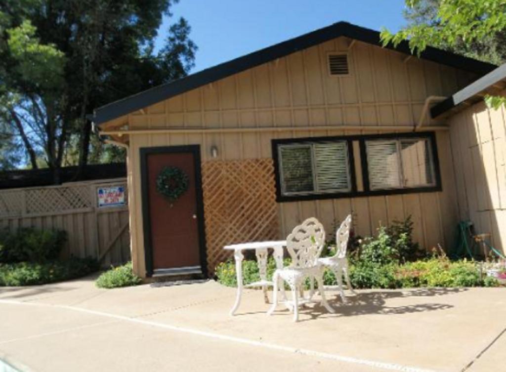 Yosemite Bed And Breakfast Mariposa Buitenkant foto